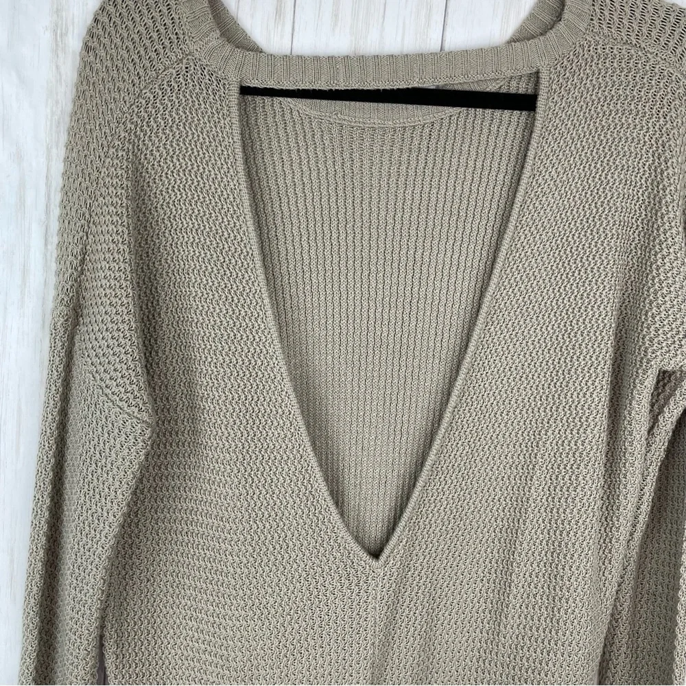 LF Millau open back taupe sweater